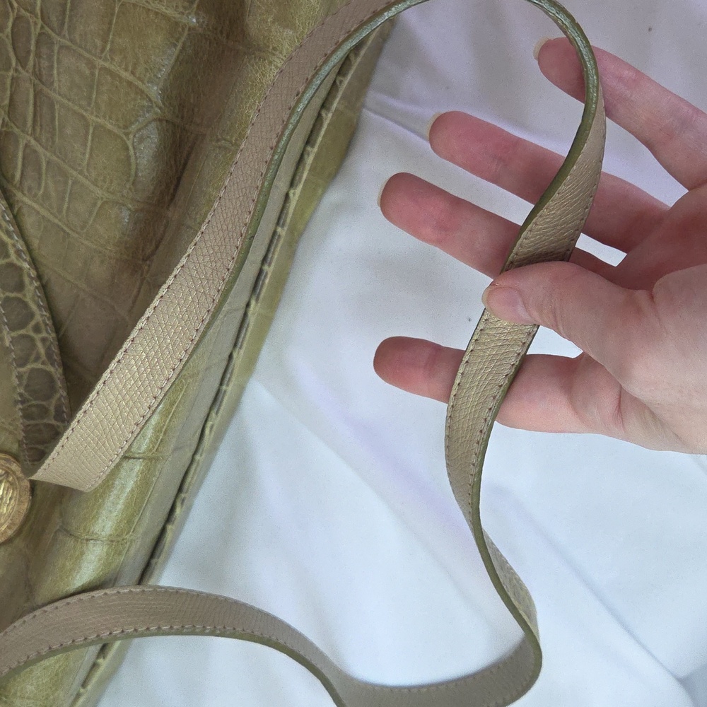Vintage Brahmin Crocodile Embossed Olive Green Leather Crossbody Purse - Picture 7 of 17